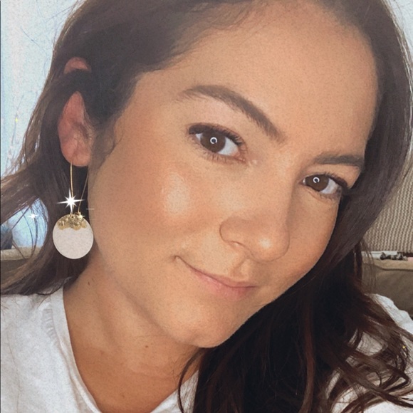 Colson Beige Earrings - Picture 2 of 2